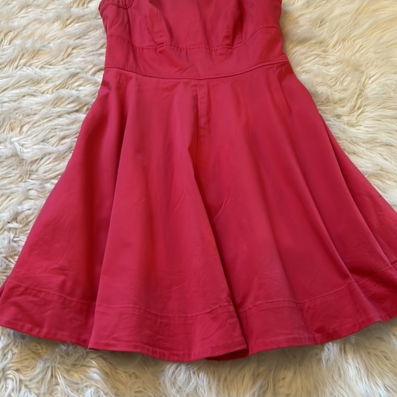 Red dress - Picture 6 of 7